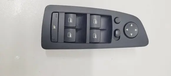 BMW 1 E81 E87 Electric window control switch 9132092