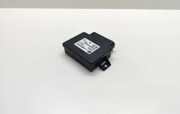 BMW 5 F10 F11 Hand brake control module 685801701 EB685801701 23122010