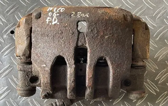 Iveco Daily 35 - 40.10 Front brake caliper