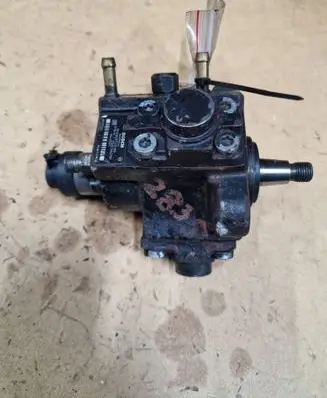 Chevrolet Captiva Fuel injection high pressure pump 0445010142