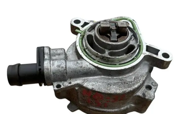 Nissan Qashqai J12 Vacuum pump a2820909800 170823B 14650048