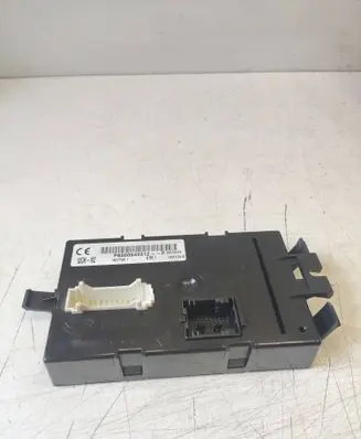 Renault Trafic II (X83) Comfort/convenience module P8200943312 18217681