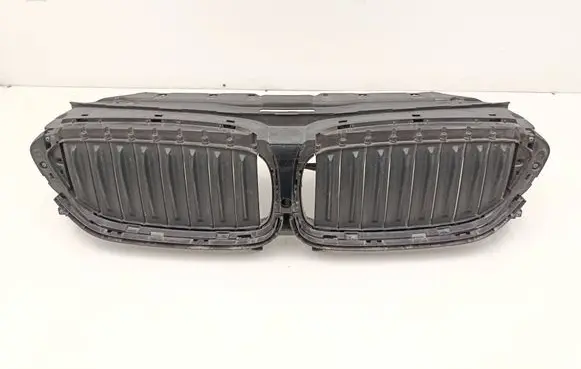 BMW 5 G30 G31 G38 Intercooler air guide/duct channel 7497279