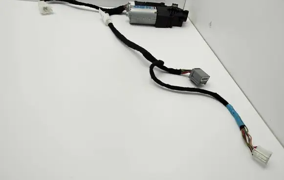 Mercedes-Benz GLK (X204) Sunroof motor/actuator A2049005310 A2049010602 A2049025503