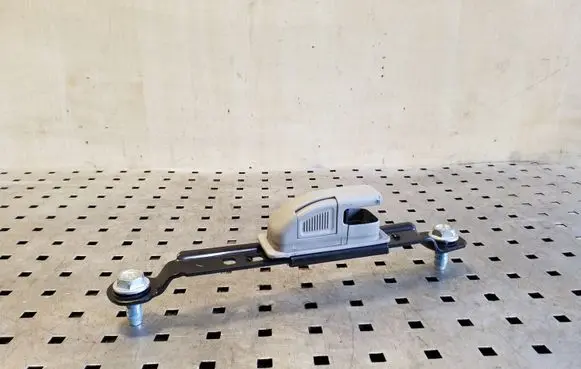 Chevrolet Captiva Seat belt adjustment rail 
