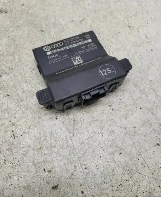 Volkswagen PASSAT B6 Gateway control module 3C0907530E