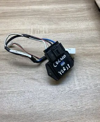Toyota Corolla Verso AR10 Heater blower motor/fan resistor 4993002121
