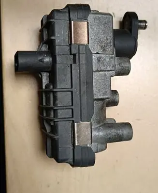 BMW 5 F10 F11 Turbine electric control actuator 4933519410
