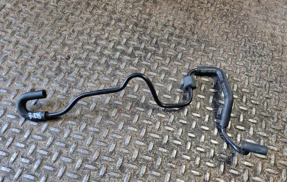 Volkswagen Tiguan Vacuum line/pipe/hose 05E103560H