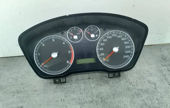 Ford Focus Speedometer (instrument cluster) 4M5T-10849-GR