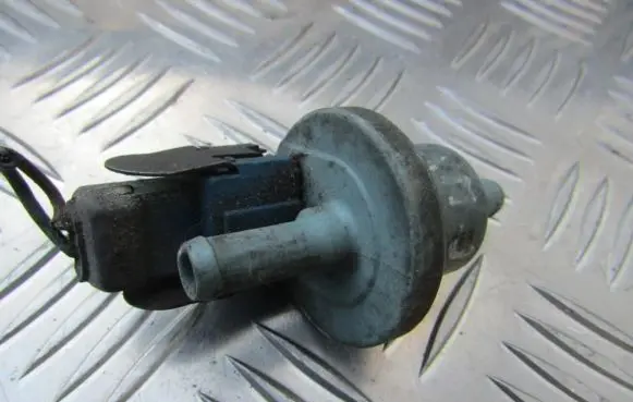 Valve vacuum