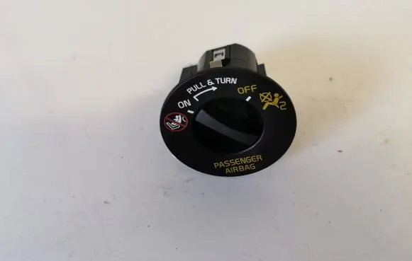 Volvo XC60 Passenger airbag on/off switch 31674767