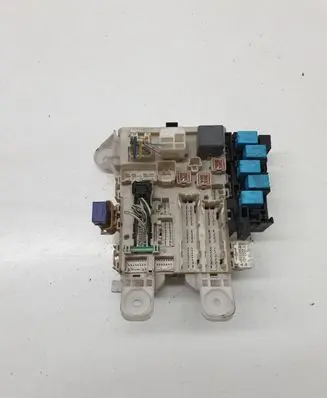 Toyota RAV 4 (XA30) Fuse module 5L060344