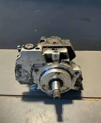 BMW 5 E60 E61 Fuel injection high pressure pump 7788678 0445010073 405122945312