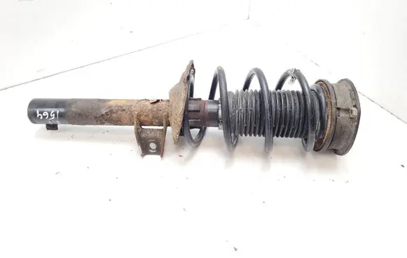 Front shock absorber with coil spring