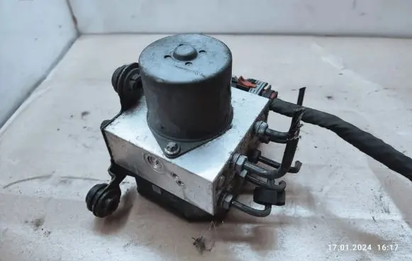 Volkswagen Tiguan ABS Pump 5N0614109Q