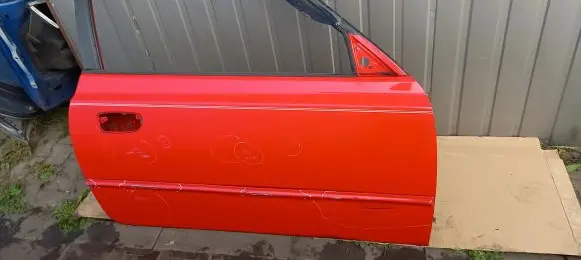 Hyundai Accent Front door
