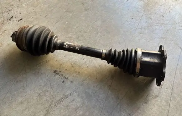 Audi Q7 4M Front driveshaft 4M0407271E