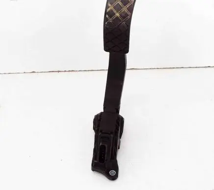 Audi A4 S4 B9 8W Accelerator throttle pedal 8W1723523 6PV011642