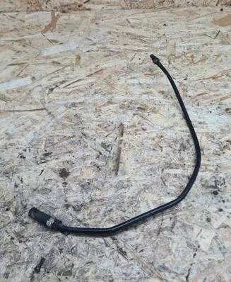 Mercedes-Benz E W211 Engine coolant pipe/hose A2115010325