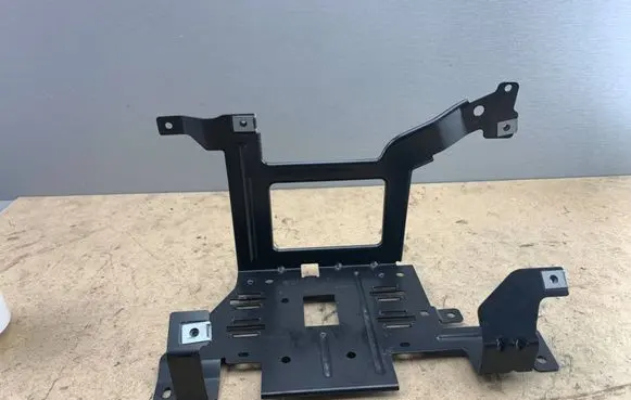 BMW 3 E90 E91 Sound amplifier holder/bracket 6945072 65156945072