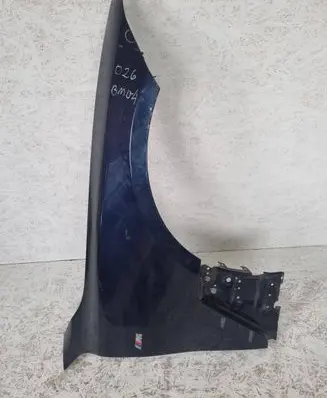 BMW i4 Fender