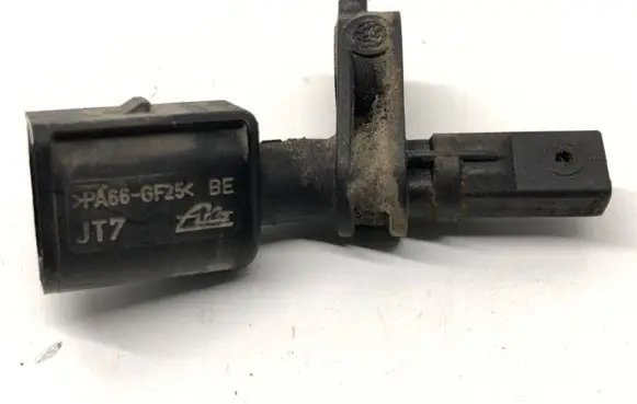 Volkswagen Golf VII ABS wheel speed sensor 