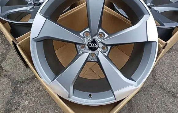 Audi A5 R20 alloy rim 8W0601025CF