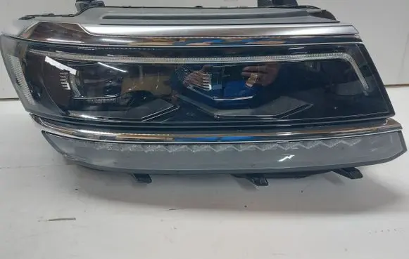Volkswagen Tiguan Headlight/headlamp 5NB941082D 030110123608