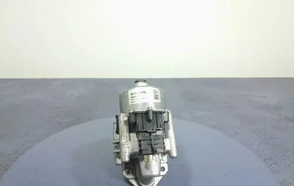 Volvo XC40 Oil pump 32249571