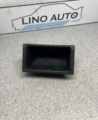 Car ashtray