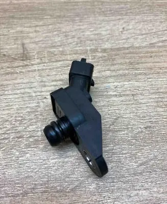 BMW X5 E53 Fuel pressure sensor 0261230046