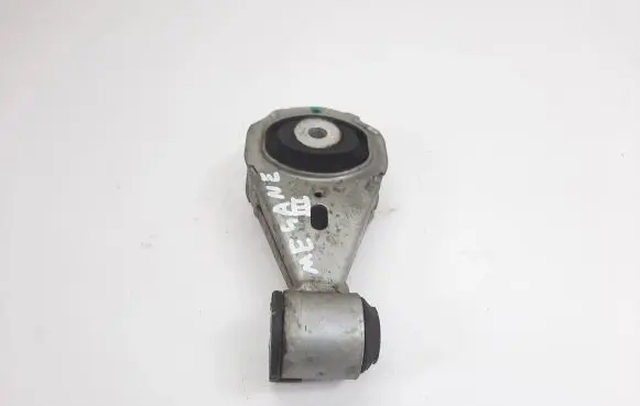 Renault Megane III Gearbox mounting bracket
