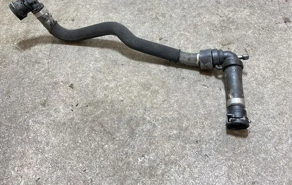 Citroen C4 III e-C4 Electric car engine cooling hoses/pipes 