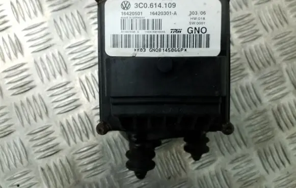Volkswagen PASSAT B6 ABS Pump 3C0614109