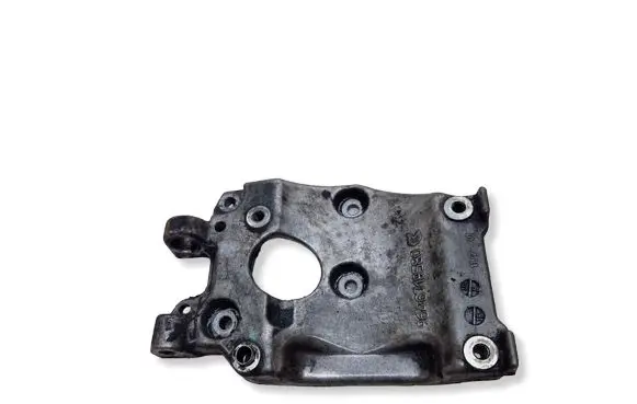 Ford Focus A/C compressor mount bracket 9646719580