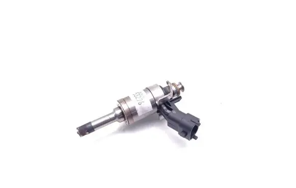 Jaguar XE Fuel injector BB5E-9F593-BA