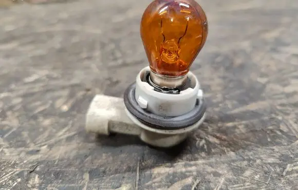Fiat 500X Front indicator light