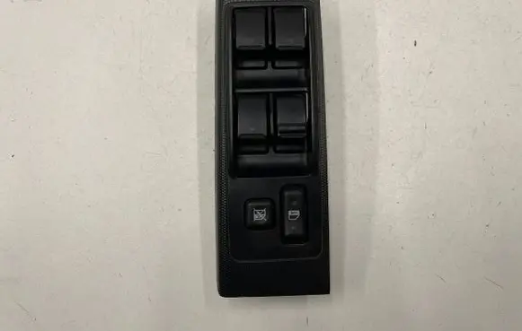 Toyota Corolla Verso AR10 Electric window control switch 54355667D CD08 1000402