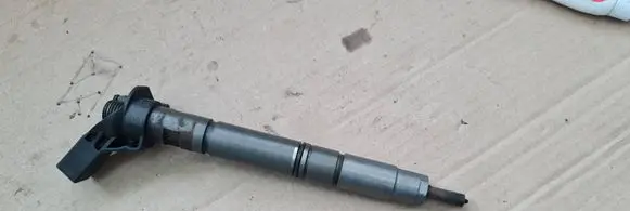 Audi A7 S7 4G Fuel injector 059130277CC