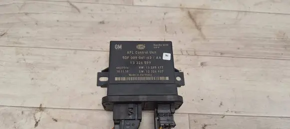 Opel Insignia A Light module LCM 5DF00904163 13326599 13326937