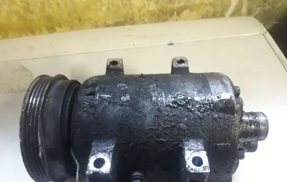Audi A6 S6 C5 4B Air conditioning (A/C) compressor (pump)