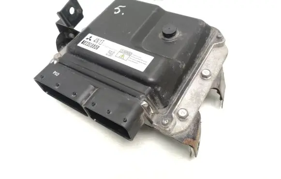 Mitsubishi ASX Engine control unit/module 1860B550 2757000145