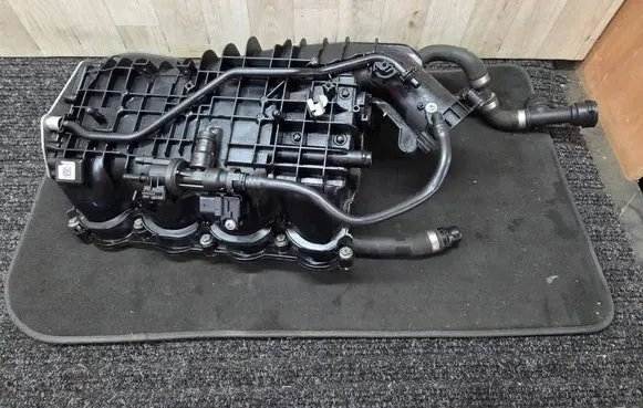 BMW 5 G30 G31 G38 Intake manifold 8603914 11618603914 72344186