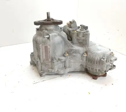 BMW 5 E60 E61 Gearbox transfer box case 7548666 7537077 7550173