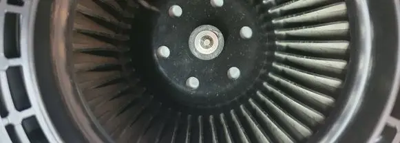 Toyota Yaris Hybrid/electric vehicle battery fan G923052040 1909001339 BASF510B25