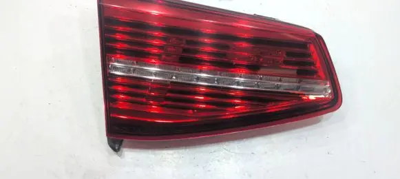 Volkswagen PASSAT B8 Tailgate rear/tail lights 3G9945307