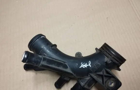 Chrysler Voyager Engine coolant pipe/hose