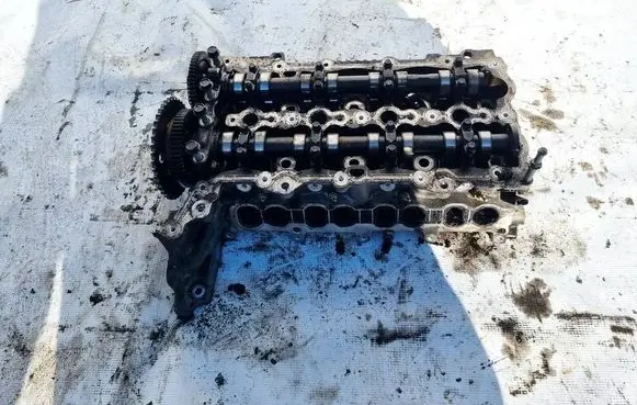Opel Insignia A Engine head 55489308