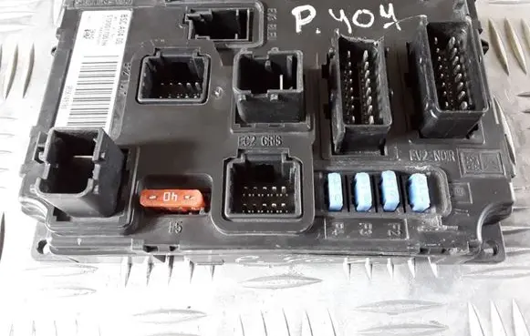 Peugeot 407 Comfort/convenience module BSCA0400 S120017001H 9656148180